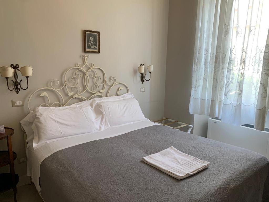 Relais Real Collegio Hotel Noli Exterior photo